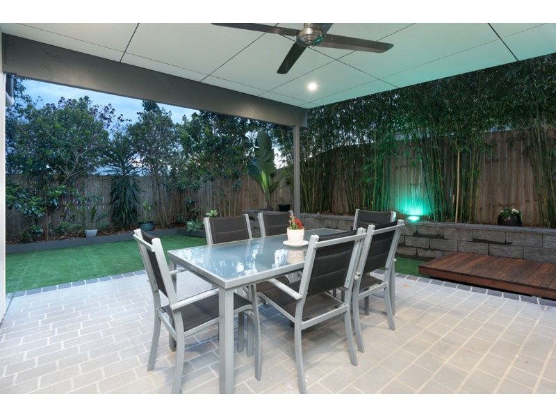 7 Yeates Close, Carindale QLD 4152