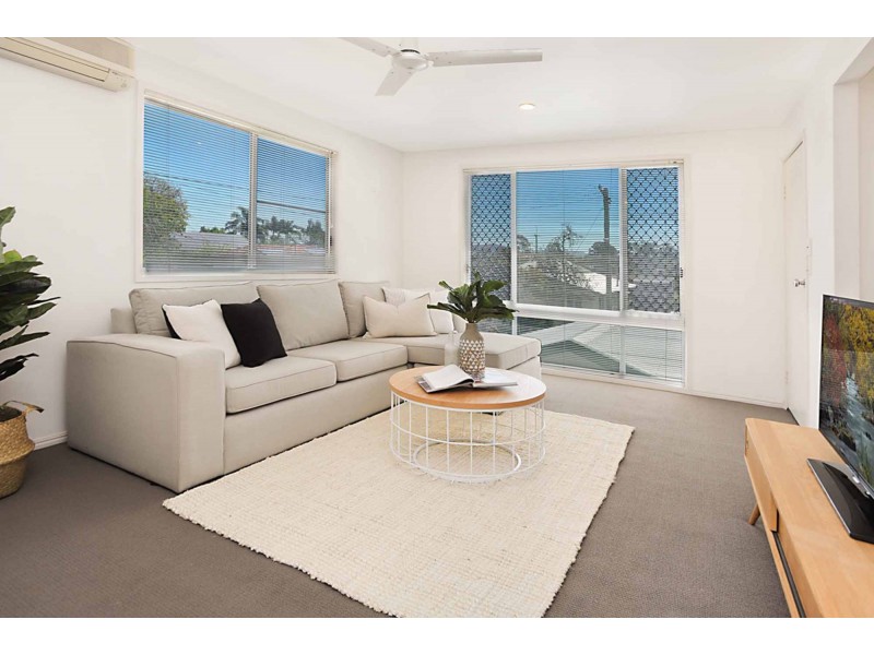 73 Milanion Crescent, Carindale QLD 4152
