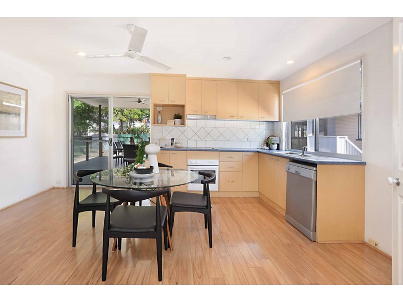 73 Milanion Crescent, Carindale QLD 4152