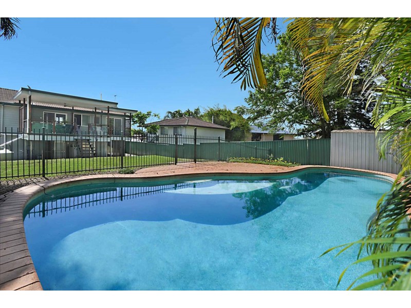 73 Milanion Crescent, Carindale QLD 4152