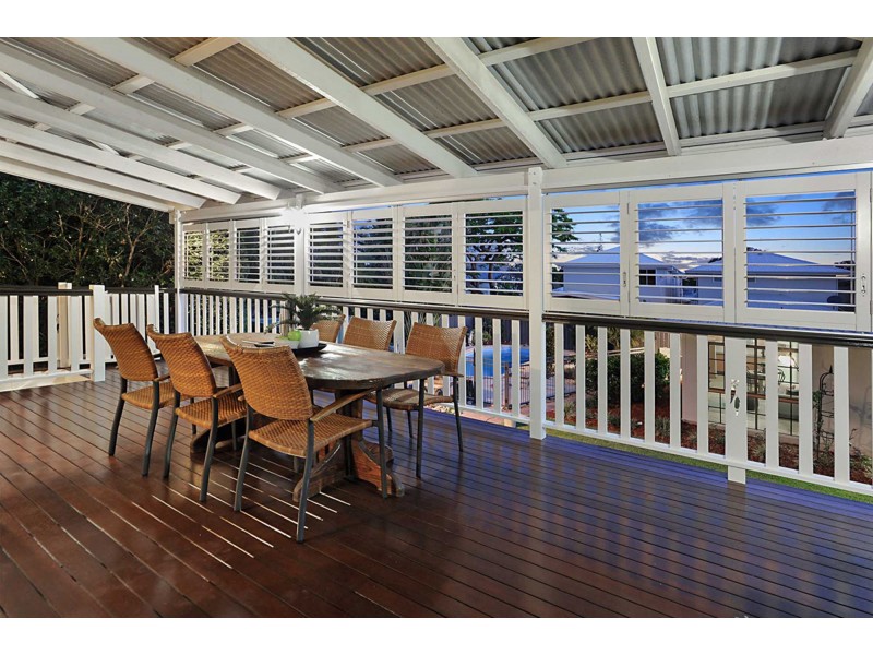 27 Nordenfeldt Road, Cannon Hill QLD 4170