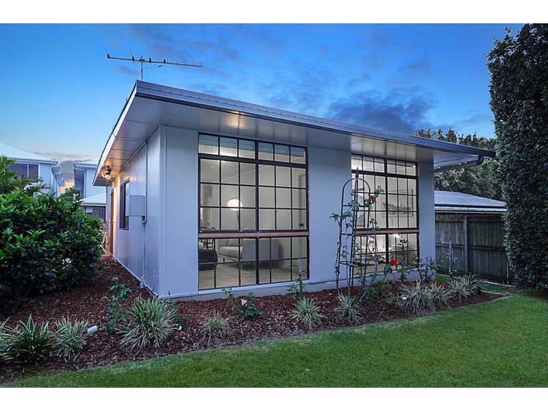 27 Nordenfeldt Road, Cannon Hill QLD 4170