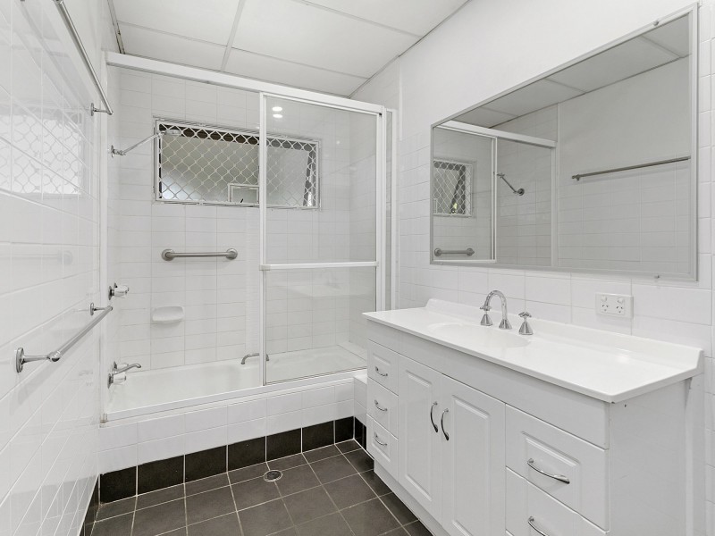 7/36 Rolle Street, Holland Park West QLD 4121