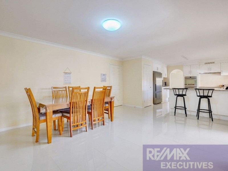 25 Blue Grass Crescent, Eight Mile Plains QLD 4113