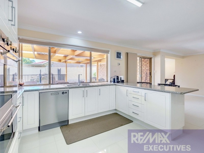 25 Blue Grass Crescent, Eight Mile Plains QLD 4113