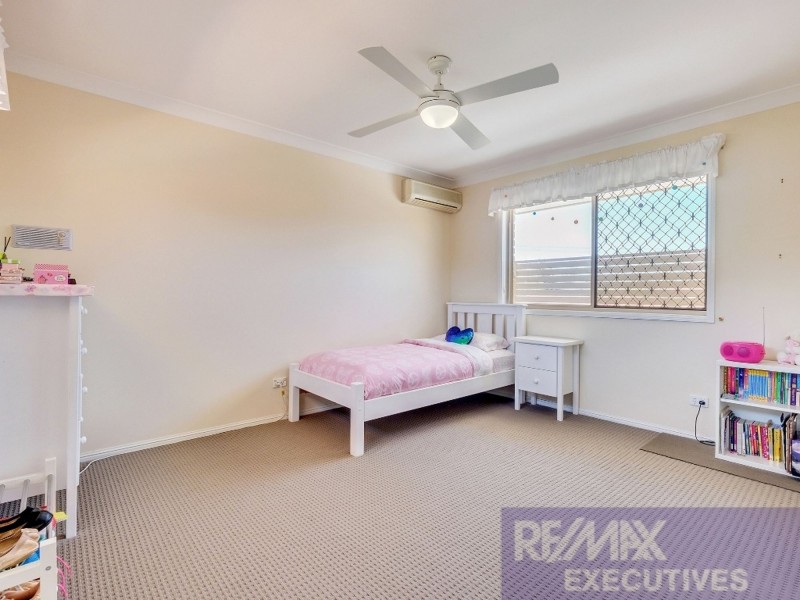25 Blue Grass Crescent, Eight Mile Plains QLD 4113