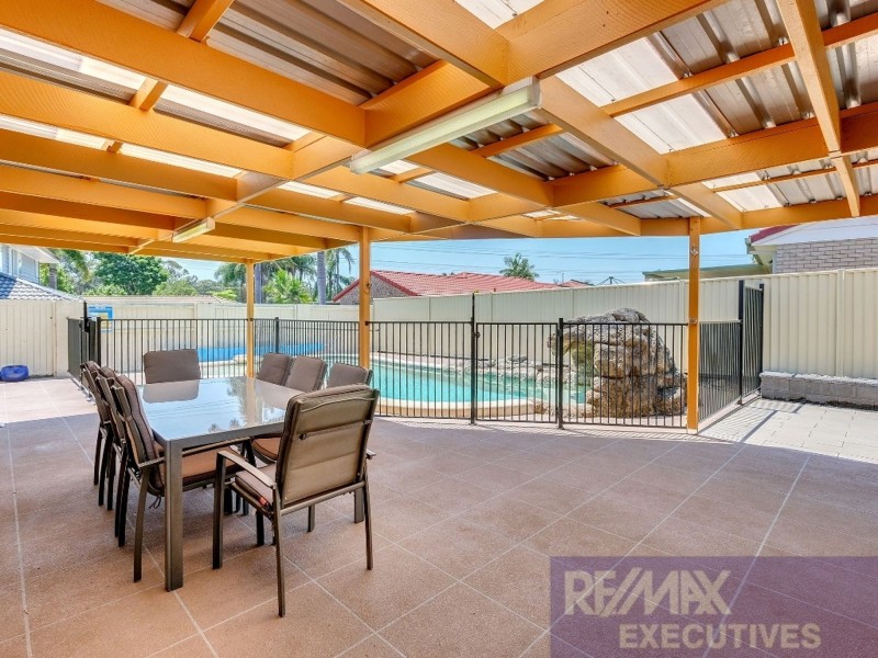 25 Blue Grass Crescent, Eight Mile Plains QLD 4113