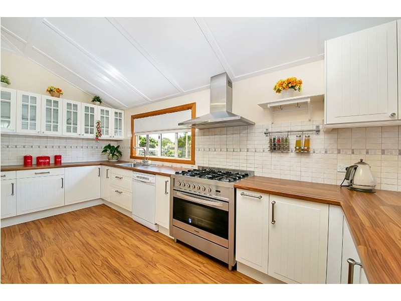 25a Frederick Street, Annerley QLD 4103