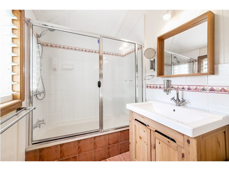 25a Frederick Street, Annerley QLD 4103