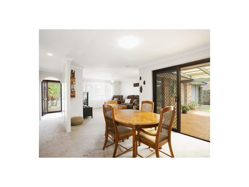 2 Lindstrom Court, Runcorn QLD 4113