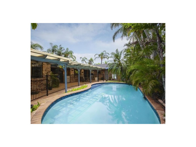 2 Lindstrom Court, Runcorn QLD 4113