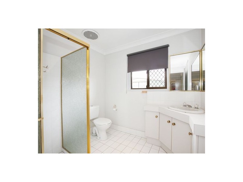 2 Lindstrom Court, Runcorn QLD 4113