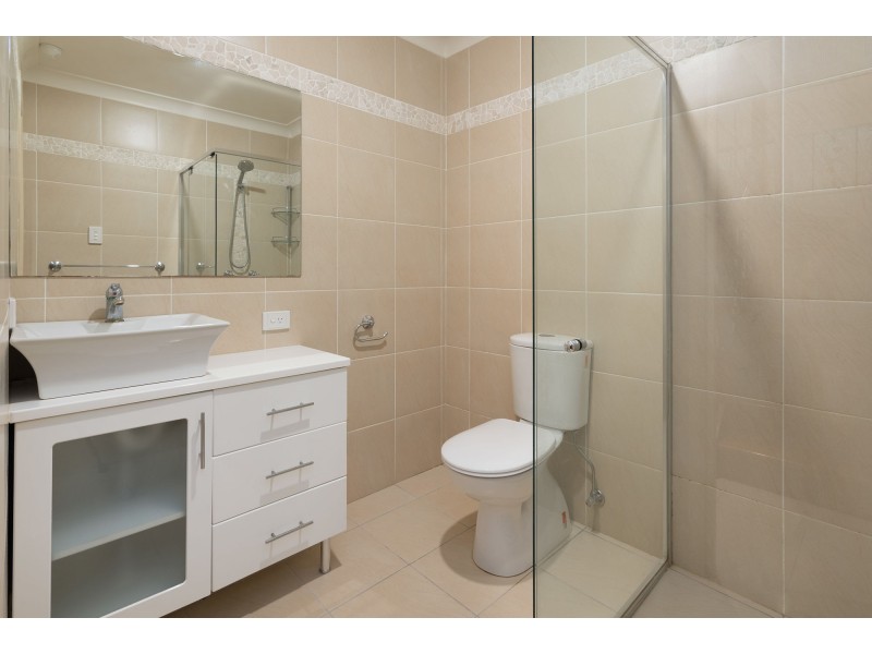 50 Hockings Street, Holland Park West QLD 4121