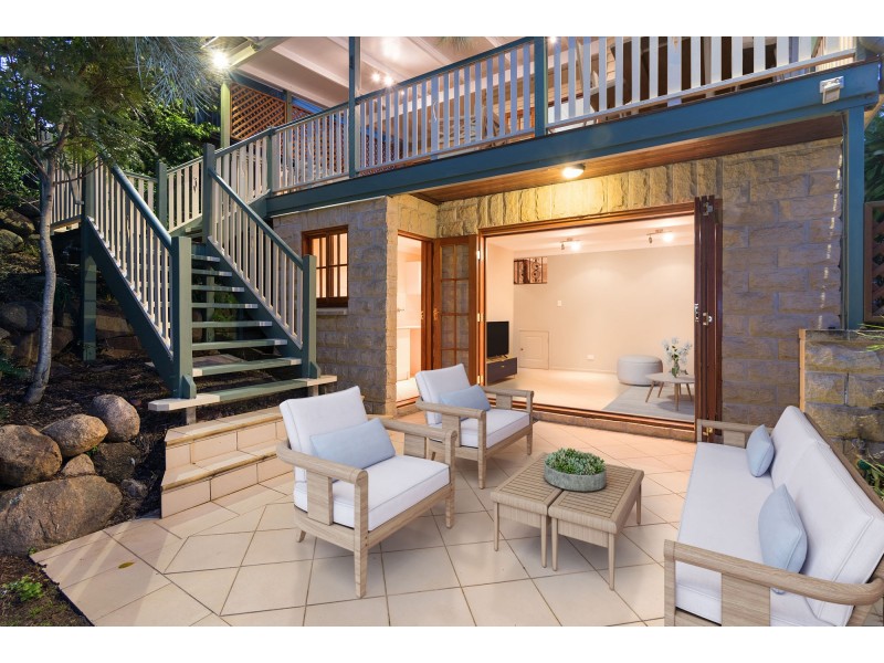 50 Hockings Street, Holland Park West QLD 4121