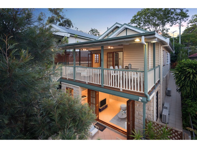 50 Hockings Street, Holland Park West QLD 4121