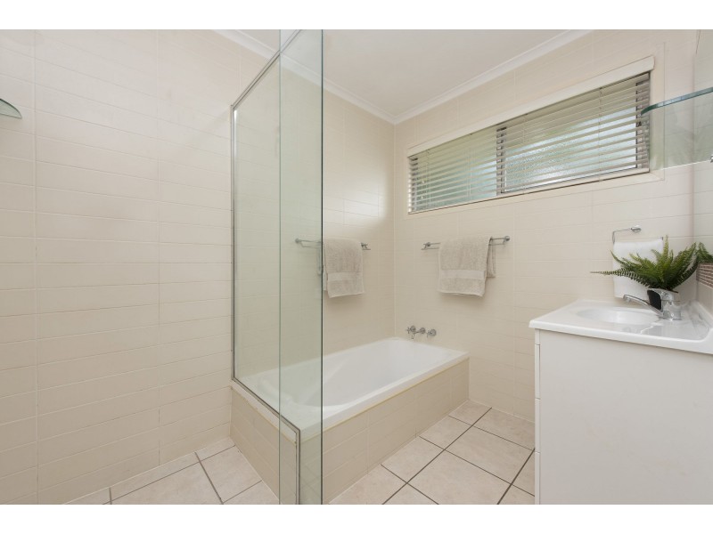 9 Fairland Street, Mount Gravatt East QLD 4122