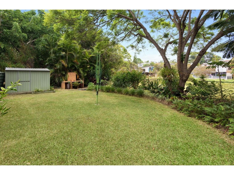 19 Lawn Street, Holland Park QLD 4121
