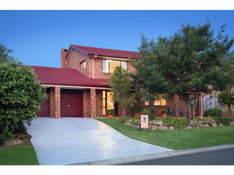 4 Kuhler Court, Carindale QLD 4152