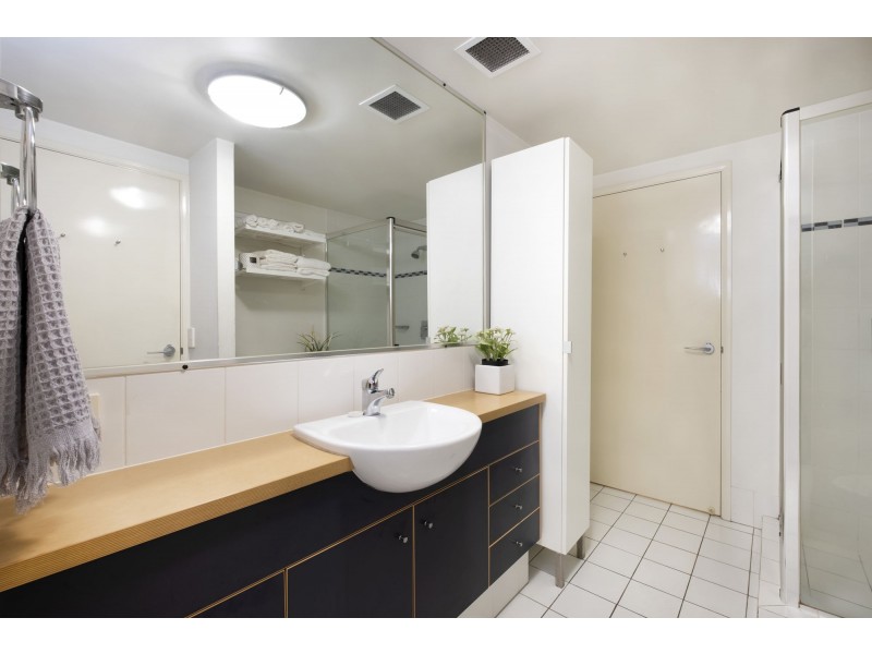 99/15 Goodwin Street, Kangaroo Point QLD 4169
