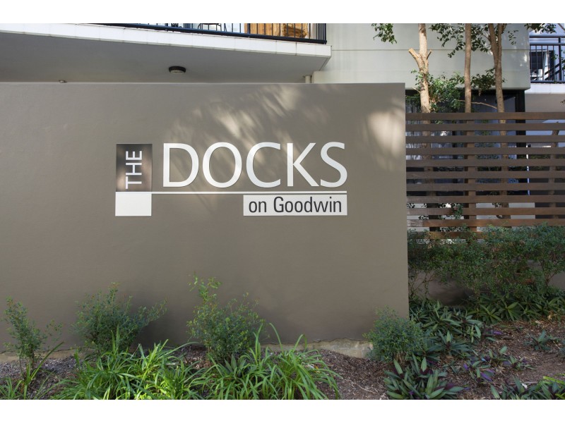 99/15 Goodwin Street, Kangaroo Point QLD 4169