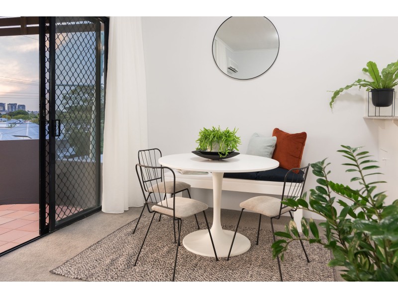 1/147 Hawthorne Road, Hawthorne QLD 4171