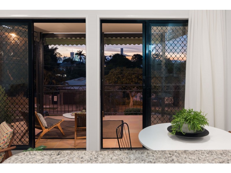 1/147 Hawthorne Road, Hawthorne QLD 4171