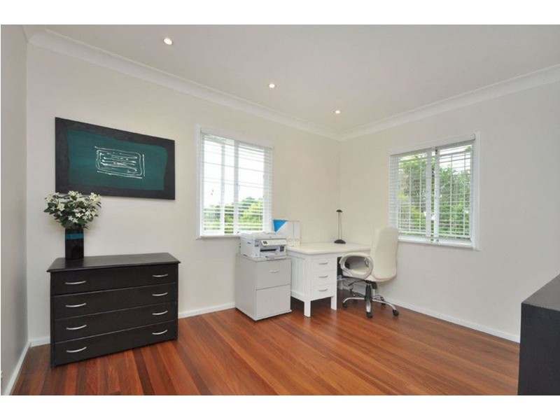 15 Lymm Street, Mount Gravatt East QLD 4122