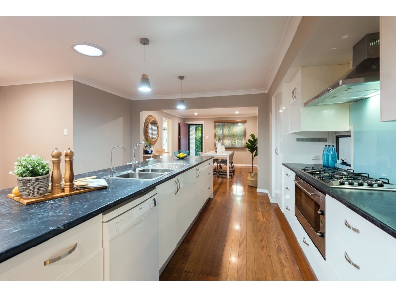 22 Greta Street, Manly West QLD 4179