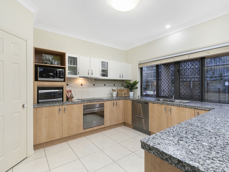 14 Dawson Drive, Manly West QLD 4179