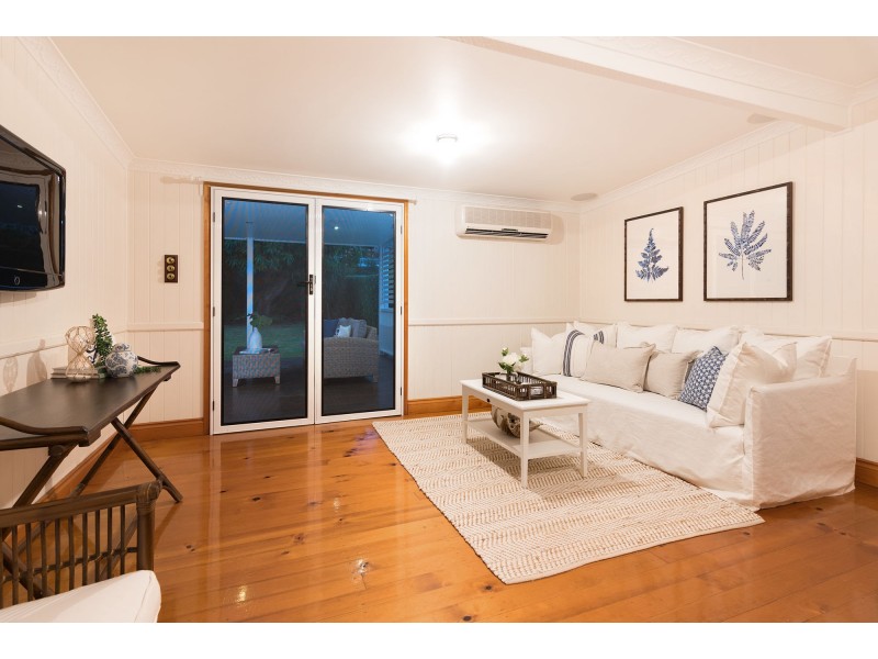 23 Stratton Terrace, Wynnum QLD 4178