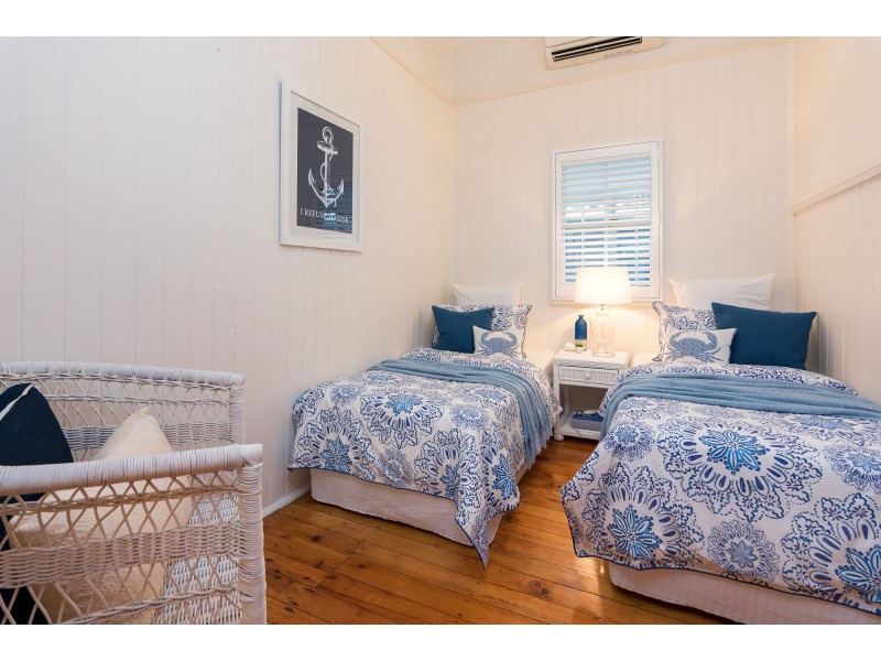 23 Stratton Terrace, Wynnum QLD 4178