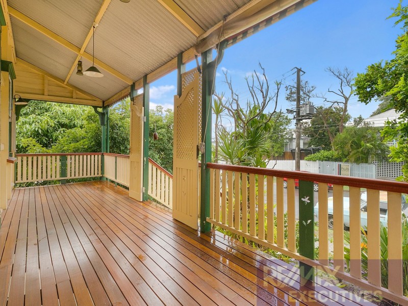 29 Cedar Street, Greenslopes QLD 4120