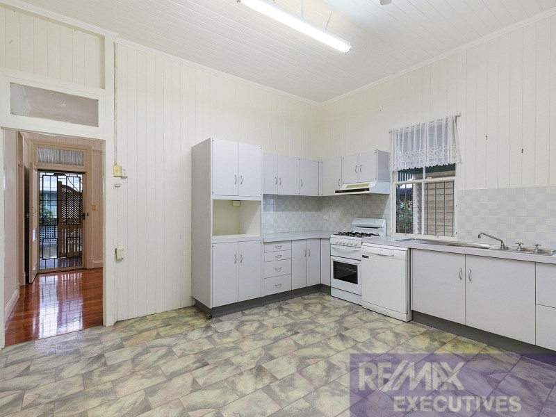 29 Cedar Street, Greenslopes QLD 4120