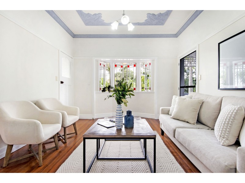 49 Park Rd West, Dutton Park QLD 4102