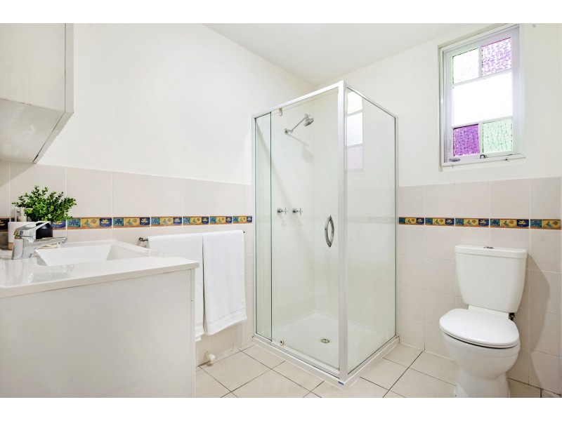 49 Park Rd West, Dutton Park QLD 4102