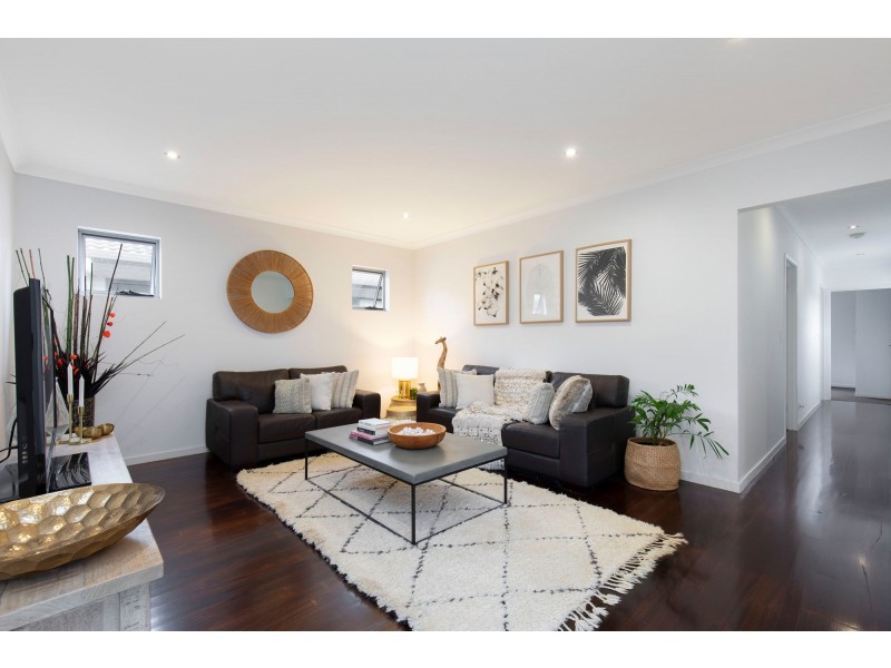 79 Whitworth Road, Cannon Hill QLD 4170