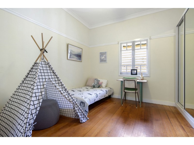 35 Willis St, Tarragindi QLD 4121