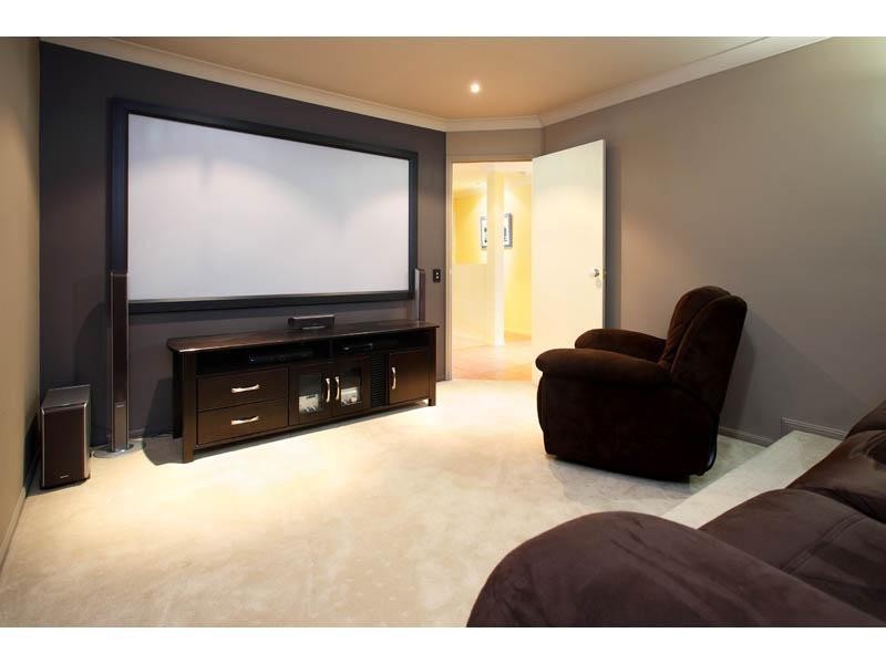 4 Razorback Cl, Carindale QLD 4152