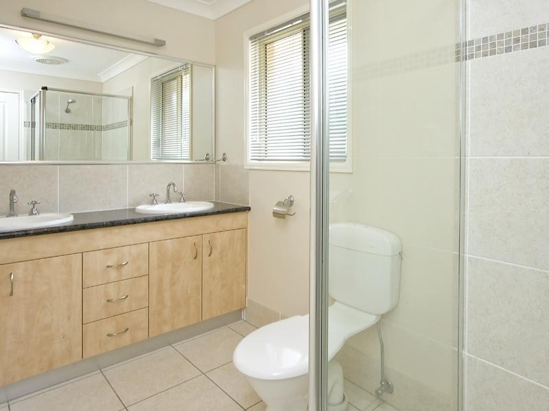 23 Mozart Pl, Mackenzie QLD 4156