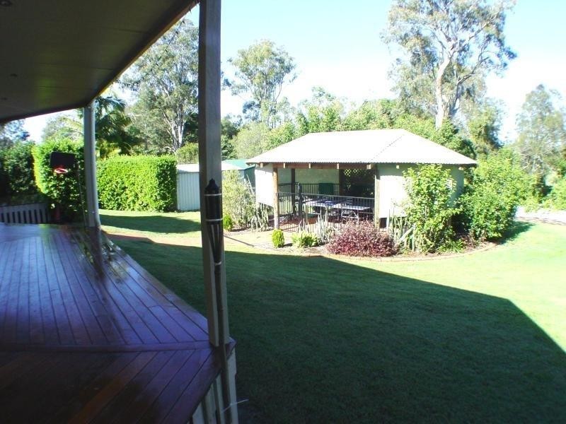 48 Yvonne Cres, Mount Warren Park QLD 4207