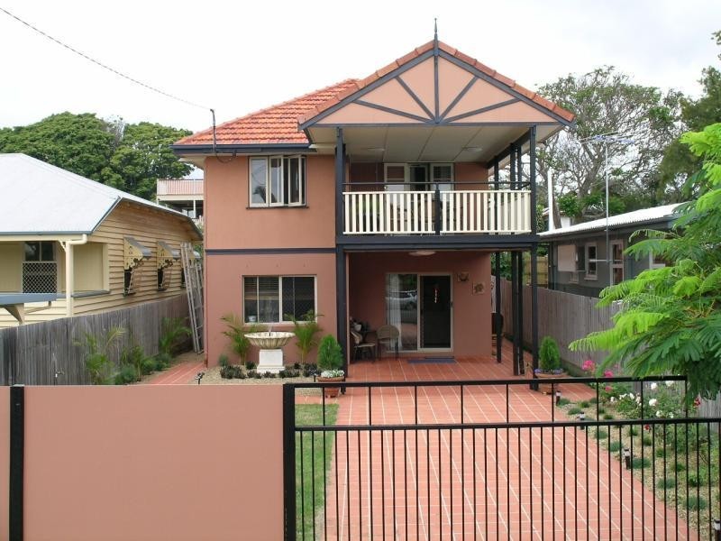 95 Grattan Tce, Manly QLD 4179