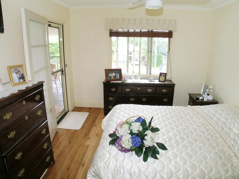 95 Grattan Tce, Manly QLD 4179