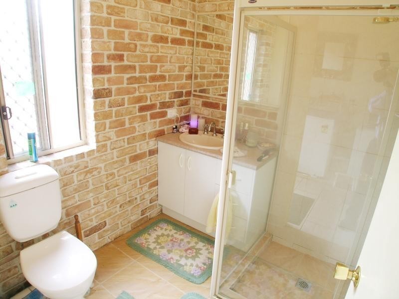 95 Grattan Tce, Manly QLD 4179