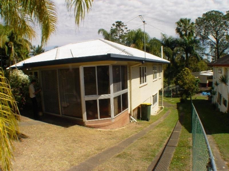 6 Miawela St, Seven Hills QLD 4170