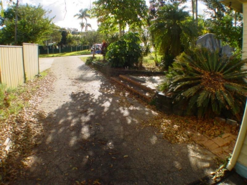 119 Canterbury St, Mount Gravatt East QLD 4122