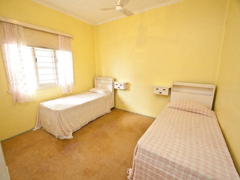 95 Oates Ave, Holland Park QLD 4121