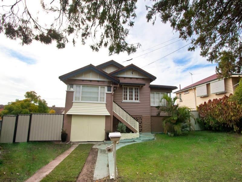 14 Agnes St, Holland Park QLD 4121