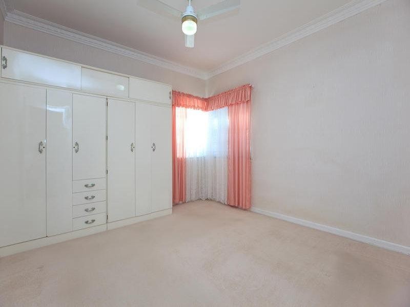 66 Smallman  St, Bulimba QLD 4171