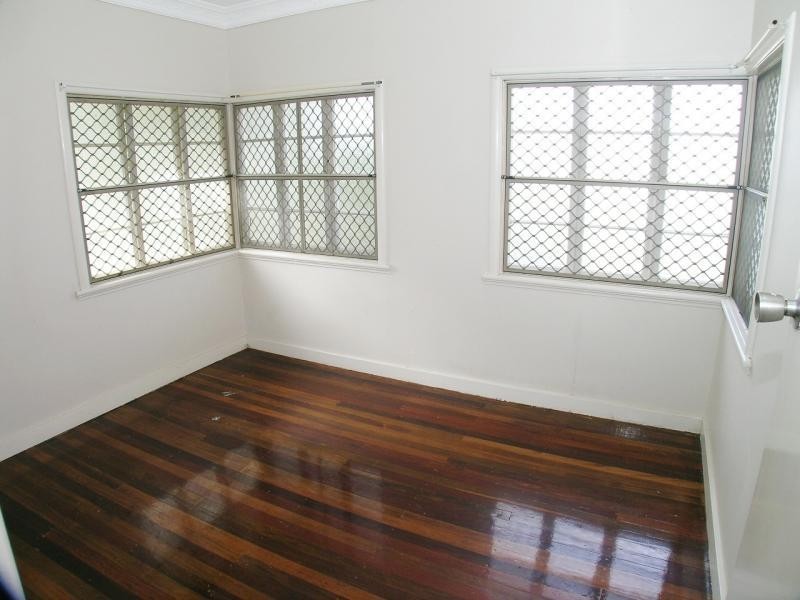 91 Grenfell St, Mount Gravatt East QLD 4122