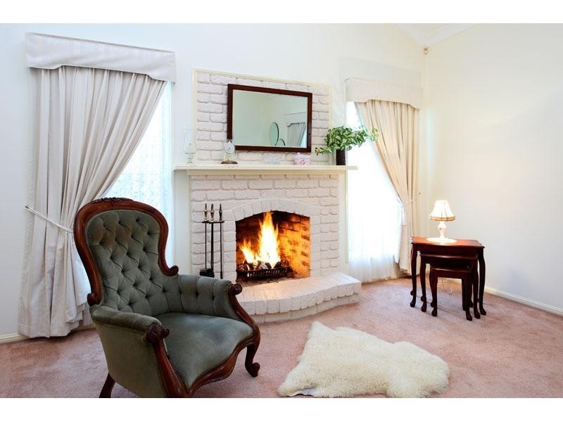 19 Grevillea St, Mount Gravatt East QLD 4122